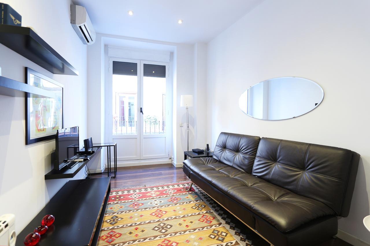 Paseo Del Prado Apartment By Allo Housing Madri Exterior foto